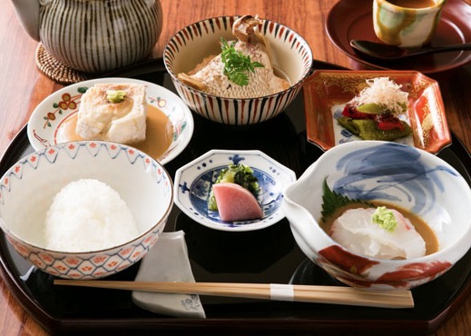 隠れ家レストラン銀座 うち山 絶品の鯛茶漬けを是非 Jpn Online